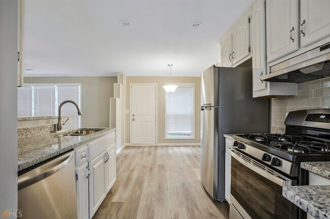 Building Photo - 814 Stephenson Ridge