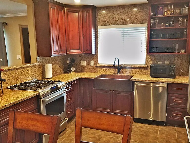 Foto principal - 1331 Rose Ave