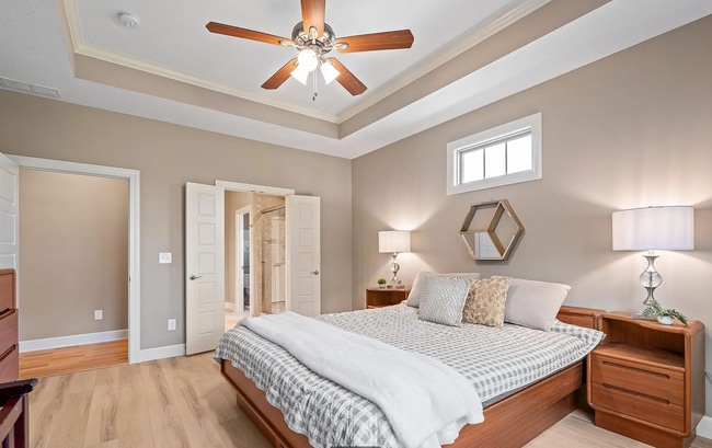 Building Photo - 5736 Chimney Rocks Cir