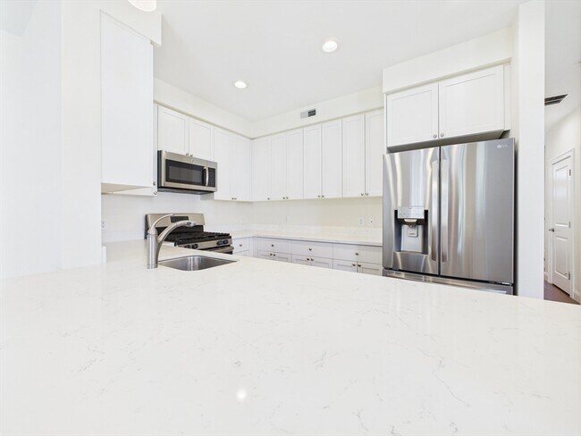 Foto del edificio - 70 Endicott St