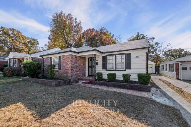 Foto del edificio - A MUST SEE !!!! FULLY RENOVATED AND SECTIO...