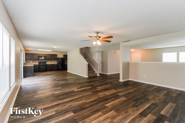 Building Photo - 11661 Carson Lake Dr W