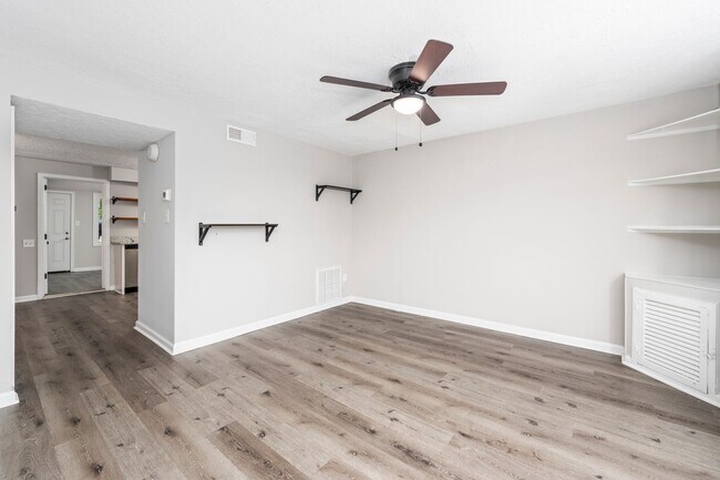 Foto del edificio - Discover Your New Home in Gray Haven