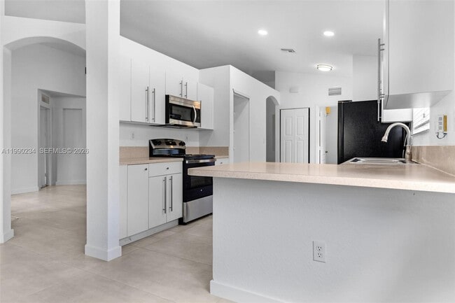 Foto del edificio - 9264 SW 209th Terrace