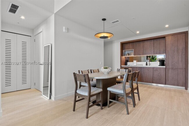 Foto del edificio - 1611 SW 2nd Ct