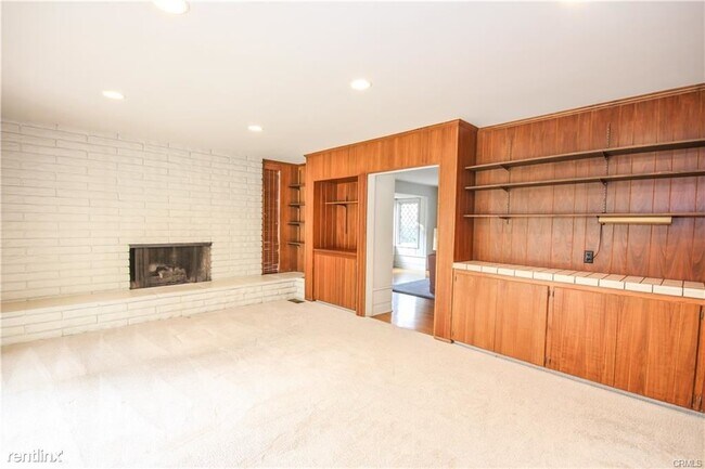 Building Photo - 4 br, 3 bath House - 2176 Adair St