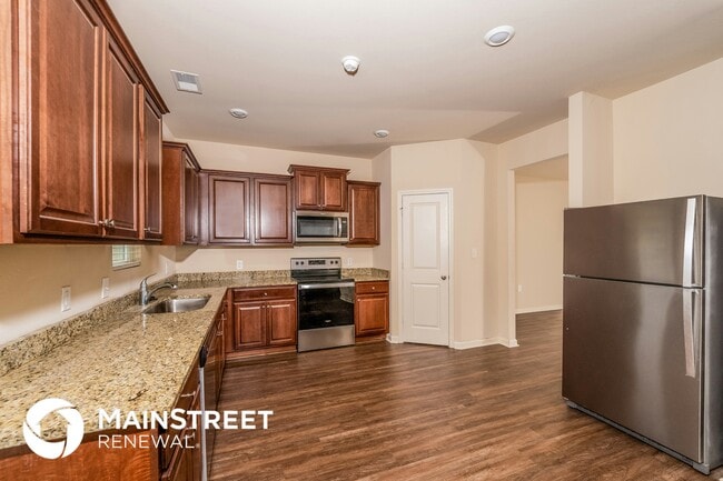 Foto del edificio - 625 Clover Cir