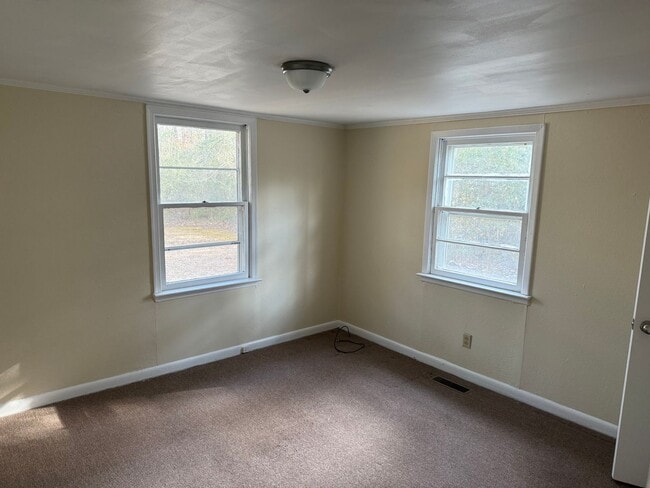 Foto del edificio - Quaint home located in City Limits