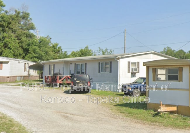 Building Photo - 1208 Oak St