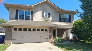 Building Photo - 2507 Millwood Cir SE
