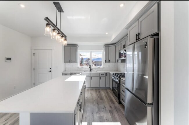 Foto del edificio - 1704 West Lincoln Street