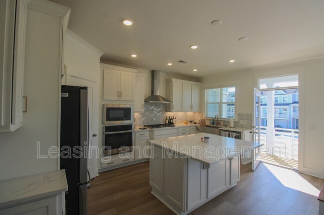 Building Photo - 406 Katies Scenic Ct