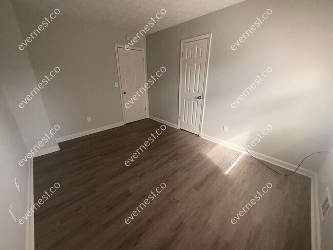 Building Photo - 66 Montego Cir