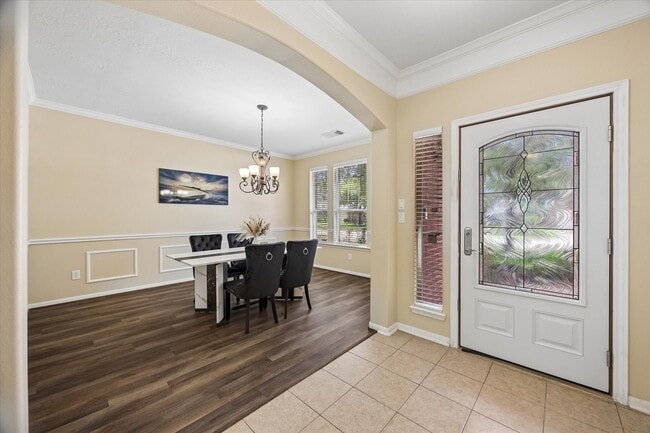 Foto del edificio - 1618 Autumn Springs Dr