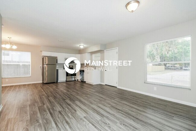 Foto del edificio - 4 Bedroom Pet-Friendly Home in Tampa, FL with Main Street Renewal