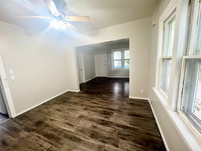 Building Photo - 1506 68th Street