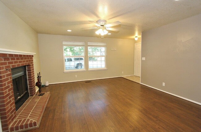 Building Photo - 8319 W Cory Ct