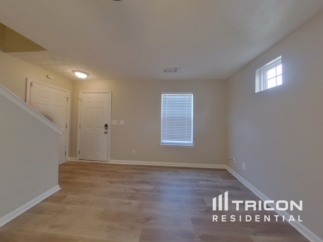 Foto del edificio - 115 Highgate Trail