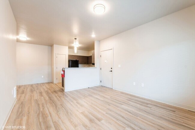 Foto del edificio - 2 Bedroom / 1 Bathroom Apartment!