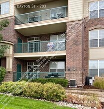 Building Photo - 3865 S Dayton St