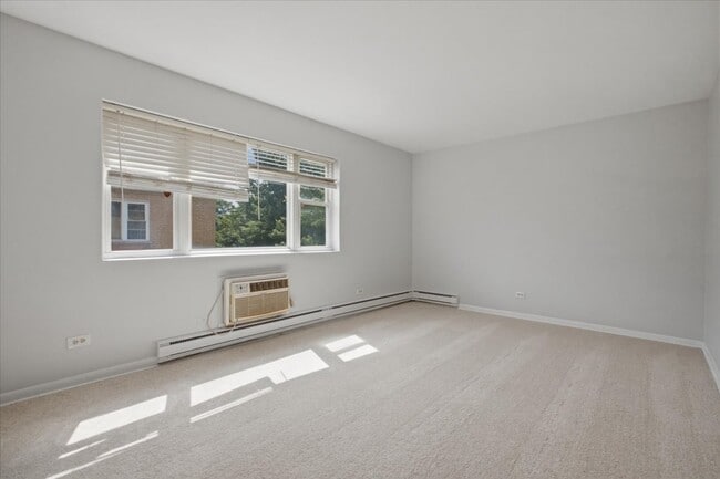Building Photo - 6212 W 64th Pl