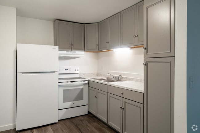 Interior Photo - Village Manor of Brooklyn