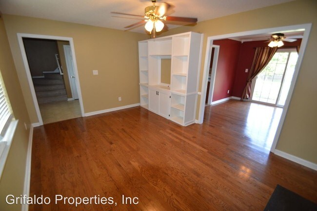 Building Photo - 172 Wheaton Dr