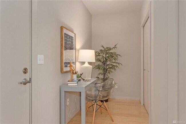 Foto del edificio - 1410 East Pine Street, Unit W119