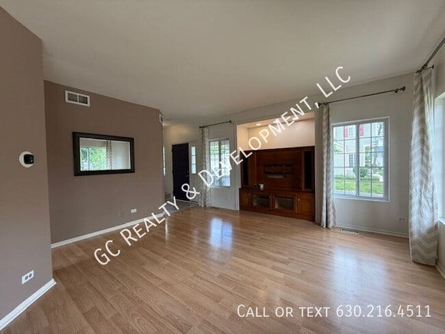 Building Photo - 308 Windsor-Unit A