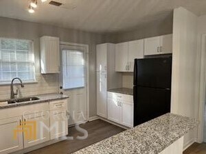 Foto del edificio - 122 Doves Ln