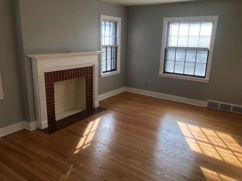 Foto principal - 2327 Mount Claire Ave