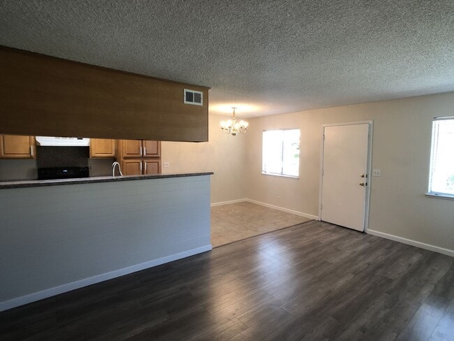Foto del edificio - 2 bedroom Berryessa Condo