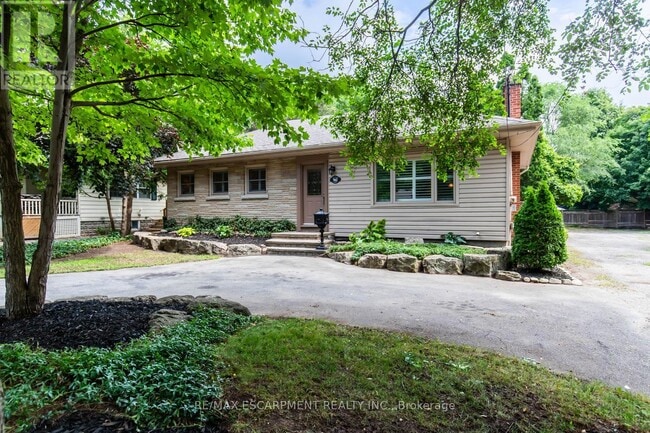 Building Photo - 961 Shadeland Ave