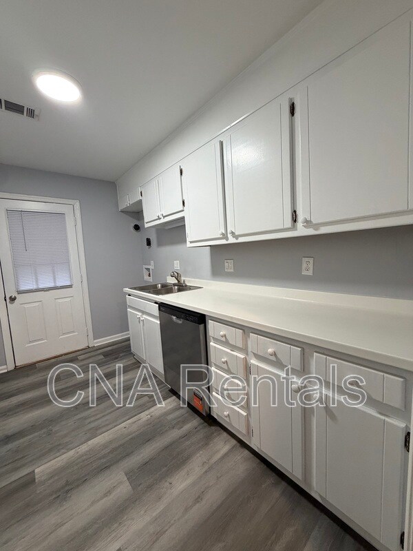 Foto del edificio - 270 Kimberly Way SW