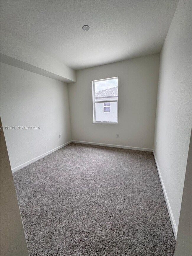 Foto del edificio - 15615 SW 280th St