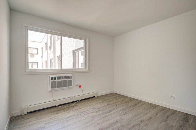 Foto del edificio - 7620 N Sheridan Rd