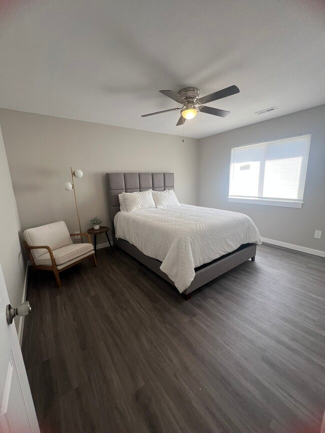 Building Photo - 444 Wood Ave