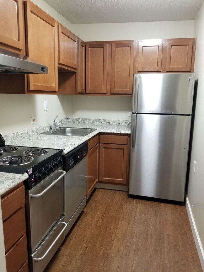 Interior Photo - Garfield Tower - GAR