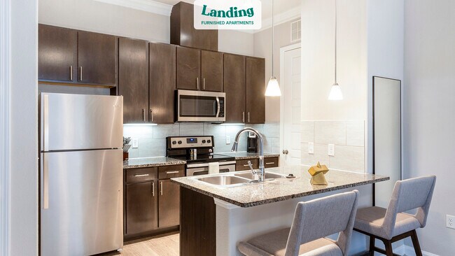 Foto del edificio - 4301 Grand Ave Pkwy