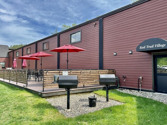 Foto del edificio - Rail Trail Village