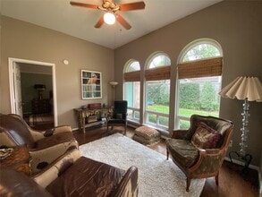 Building Photo - 6906 Afton Woods Dr