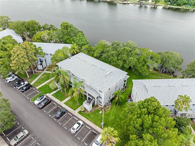 Building Photo - 7200 E Bank Dr