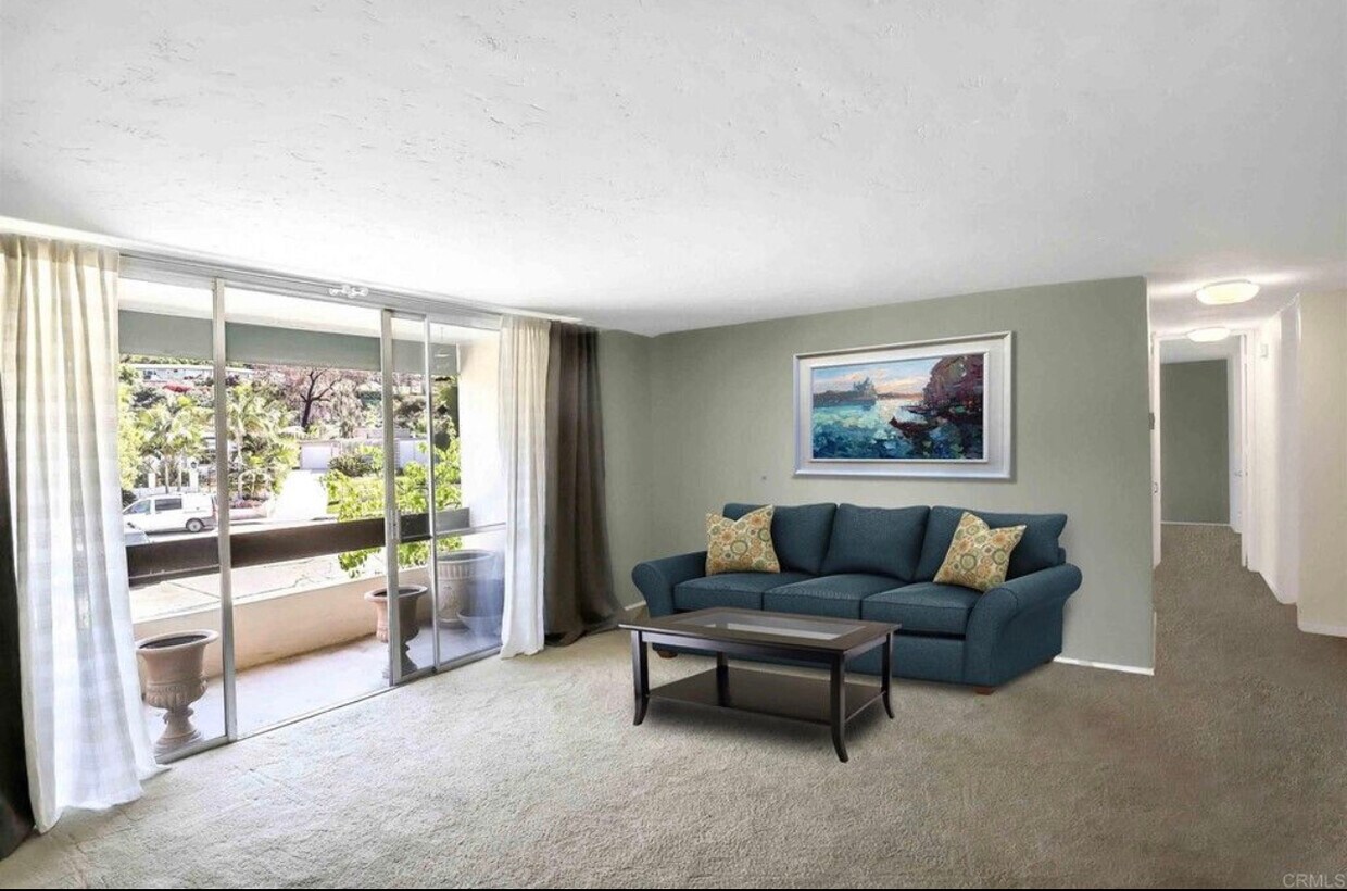 Living room - 6333 La Jolla Blvd