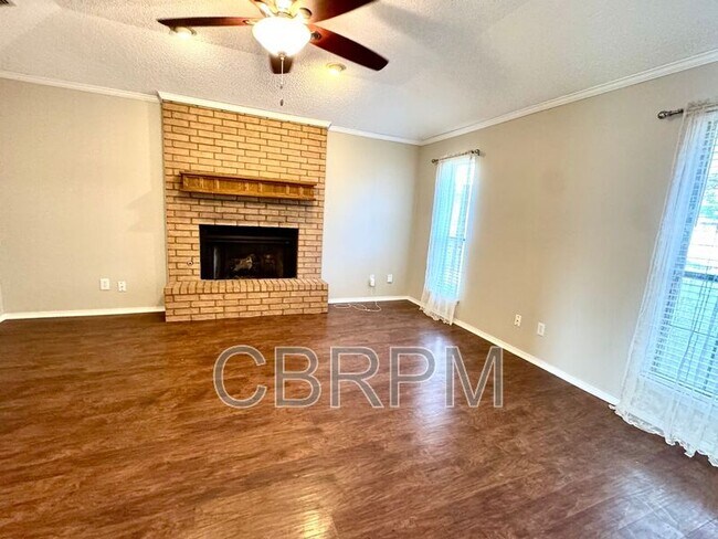 Foto del edificio - 9605 Colton Ave