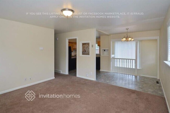 Foto del edificio - 1351 Oswego St