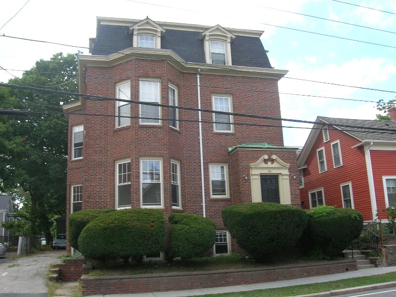 Foto principal - 226 Gano St
