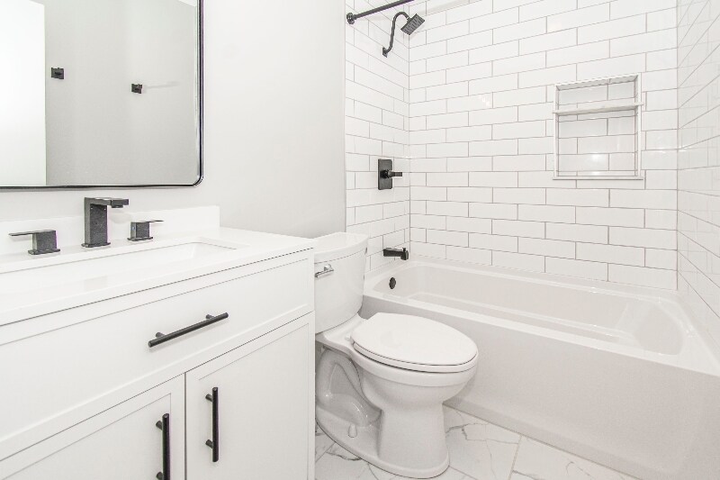 Foto principal - 118 Camelot Ct