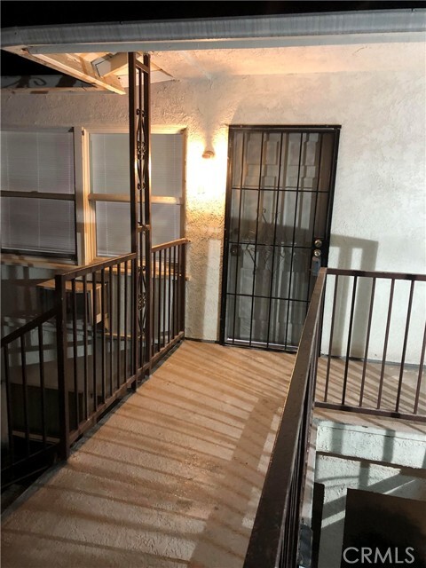 Foto del edificio - 476 E Woodbury Rd