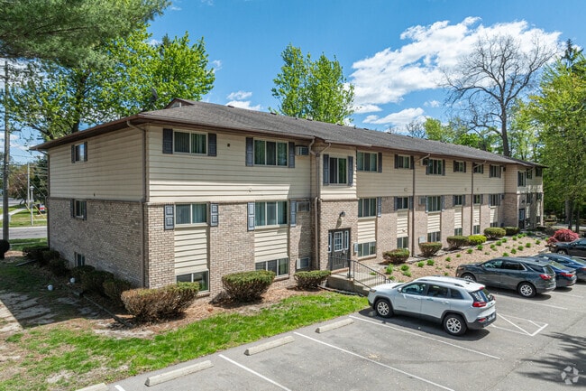 Building Photo - Walden Woods (Walden Caddis, LLC)
