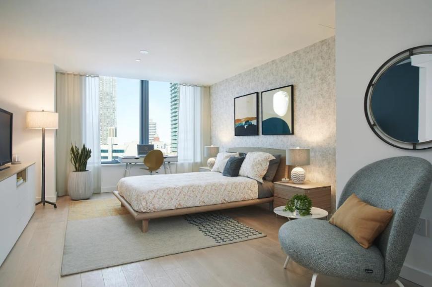 Foto principal - 0 bedroom in Queens NY 11101